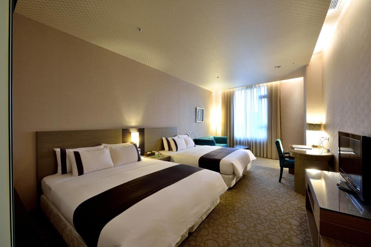 Shinkansen Grand Hotel Taichung Exterior foto